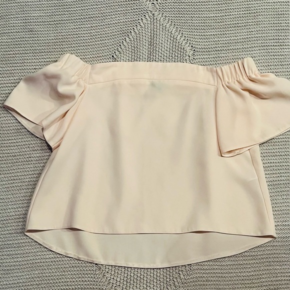 TopShop crop top in off white (cream) size 2 - Picture 4 of 4
